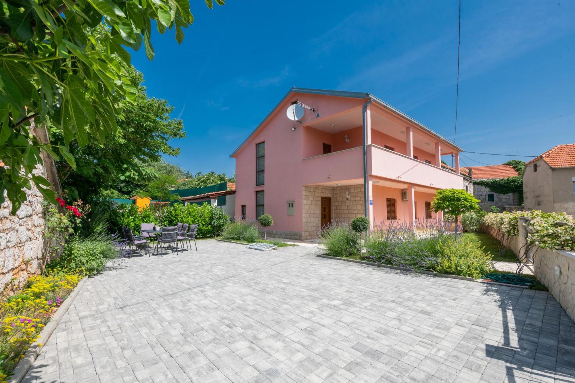 Villa Milla-Grubine Exterior photo